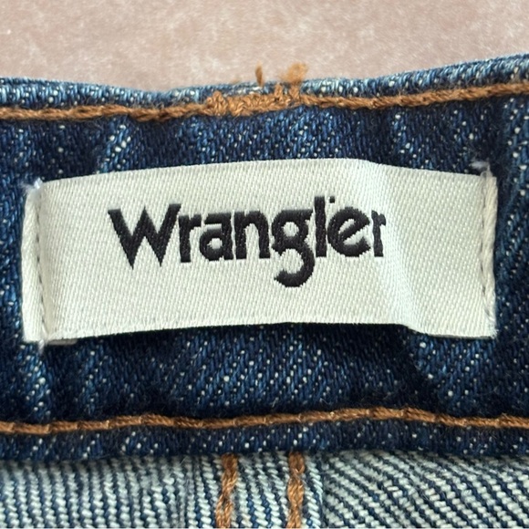 WRANGLER The High Rise Cowboy Short in Blue Size 25 - Picture 9 of 12